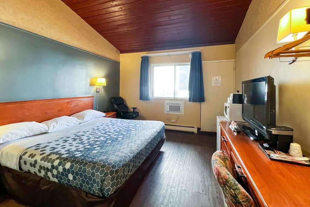 Econo Lodge Motel Village YYC Quarto foto
